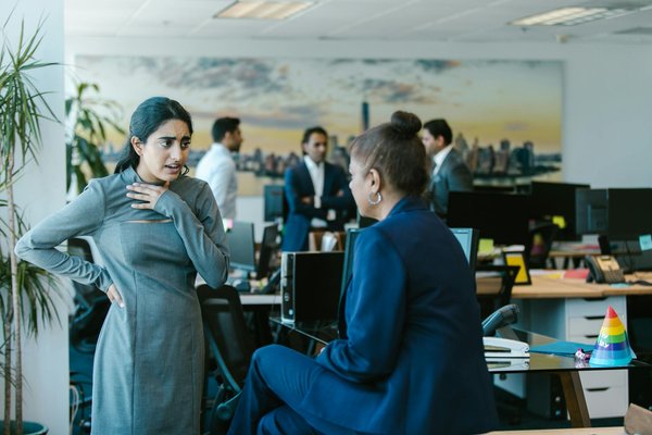 Carte de visite virtuelle : un outil indispensable pour optimiser votre image professionnelle